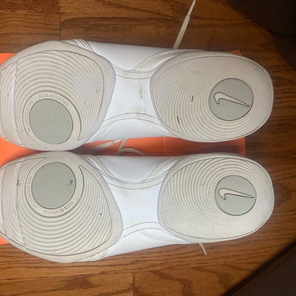 Nike White and red Athletic Shoes - Picture 7 of 9